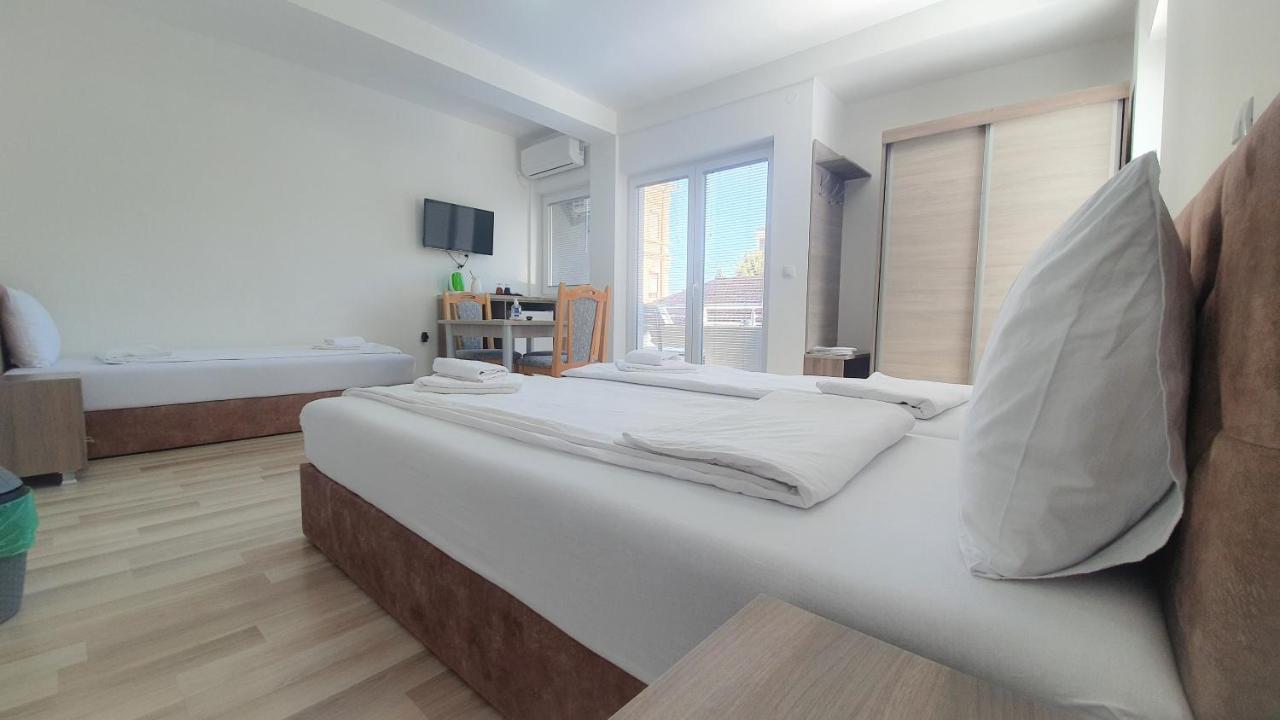 אוהריד Villa Frasoro מראה חיצוני תמונה