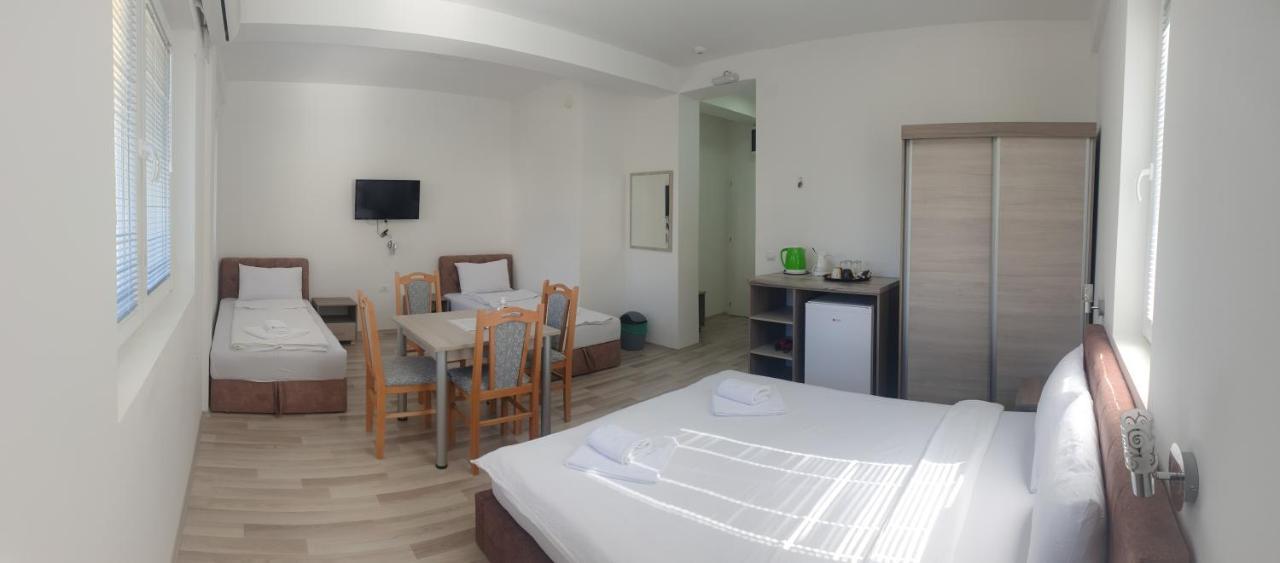 אוהריד Villa Frasoro מראה חיצוני תמונה