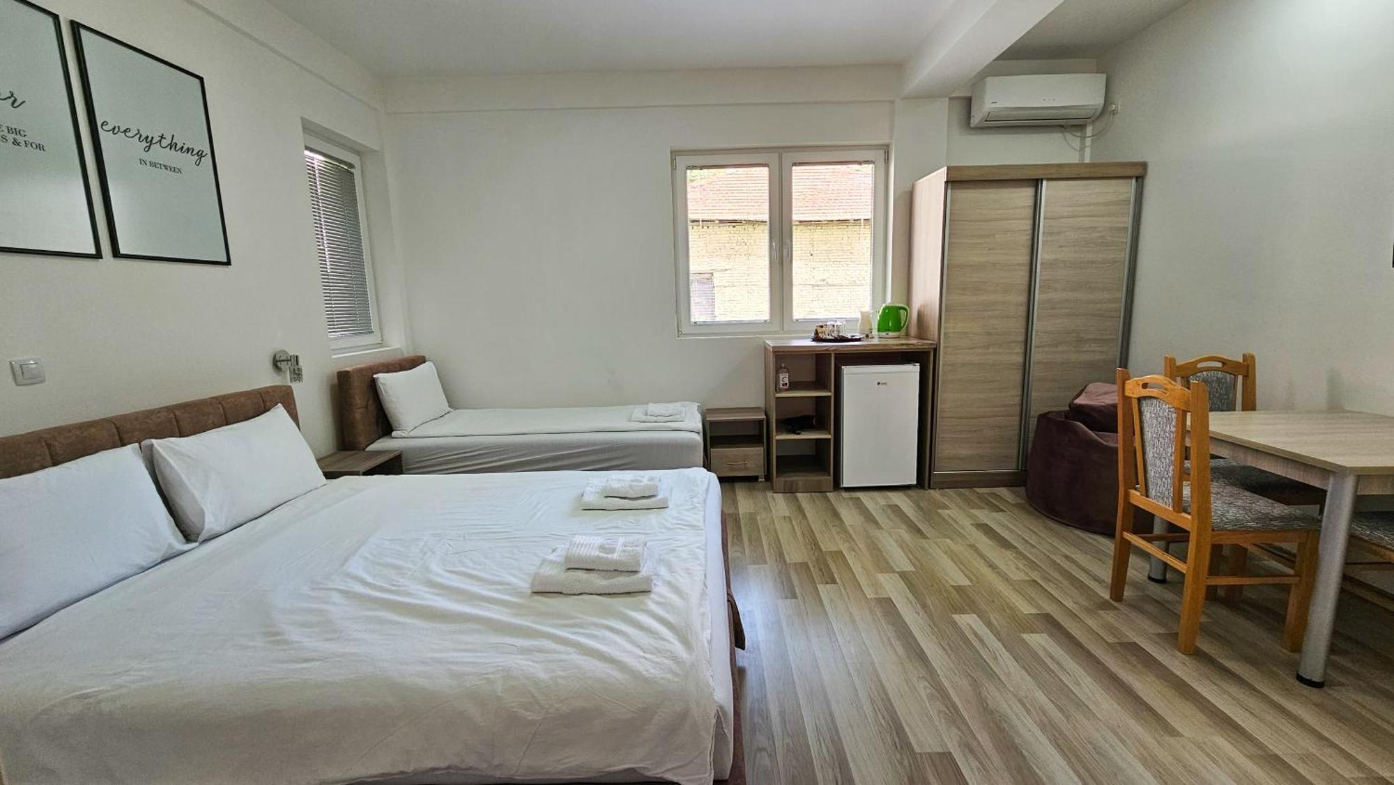 אוהריד Villa Frasoro מראה חיצוני תמונה