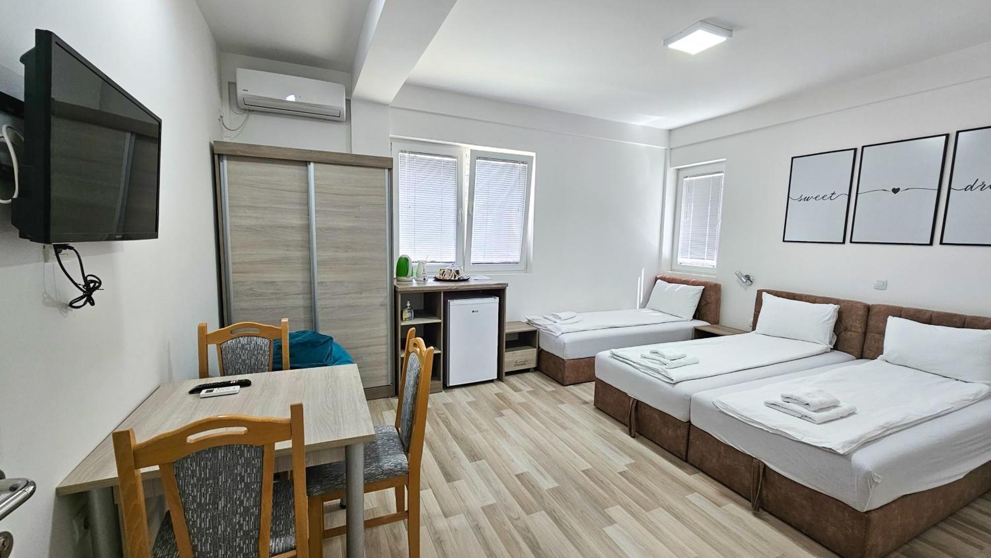 אוהריד Villa Frasoro מראה חיצוני תמונה